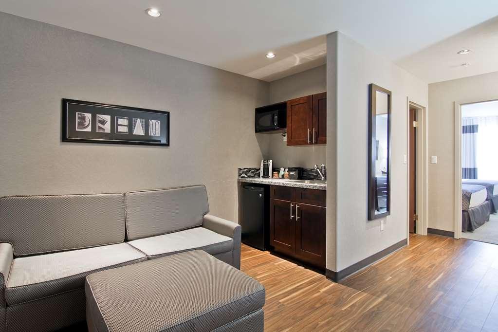 Home Inn & Suites Regina Airport الغرفة الصورة