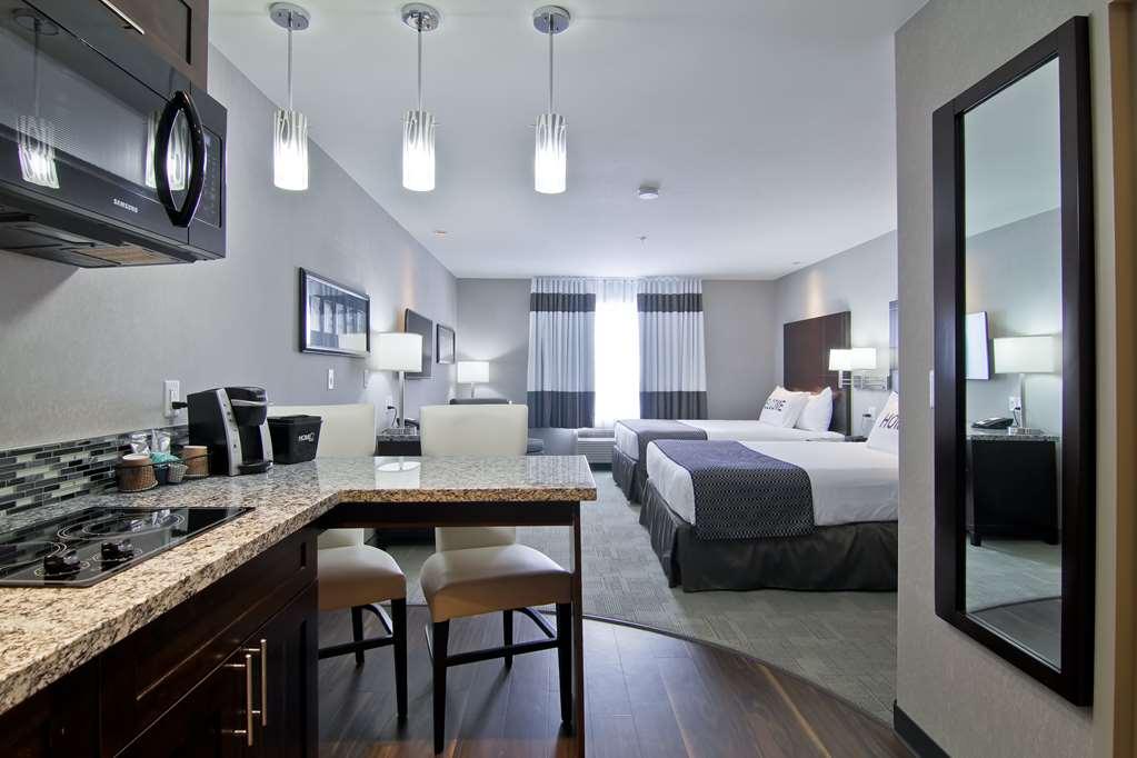 Home Inn & Suites Regina Airport الغرفة الصورة