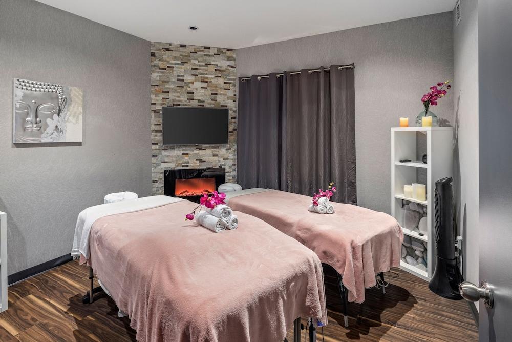 Home Inn & Suites Regina Airport المظهر الخارجي الصورة