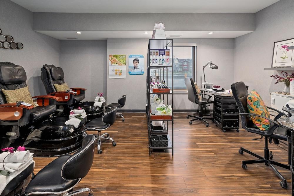 Home Inn & Suites Regina Airport المظهر الخارجي الصورة