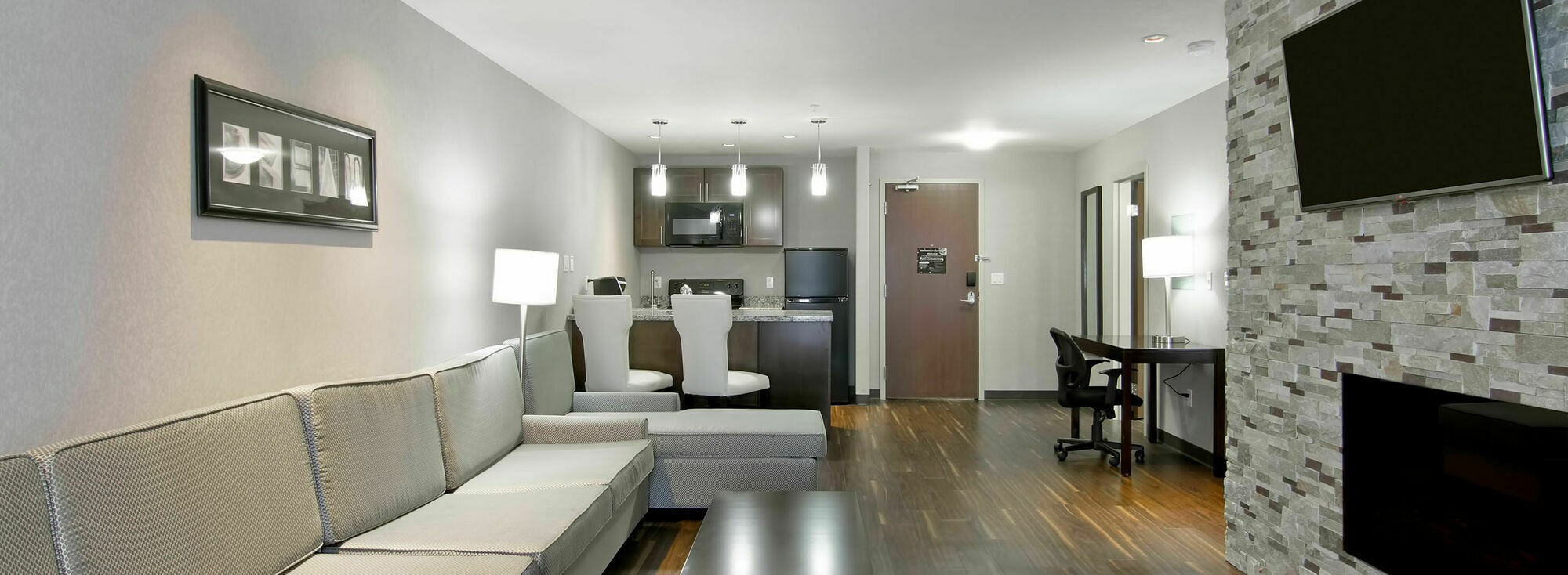 Home Inn & Suites Regina Airport المظهر الخارجي الصورة